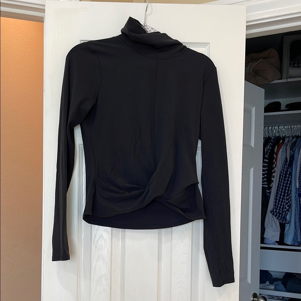 lululemon athletica Black Long Sleeve Twist Top